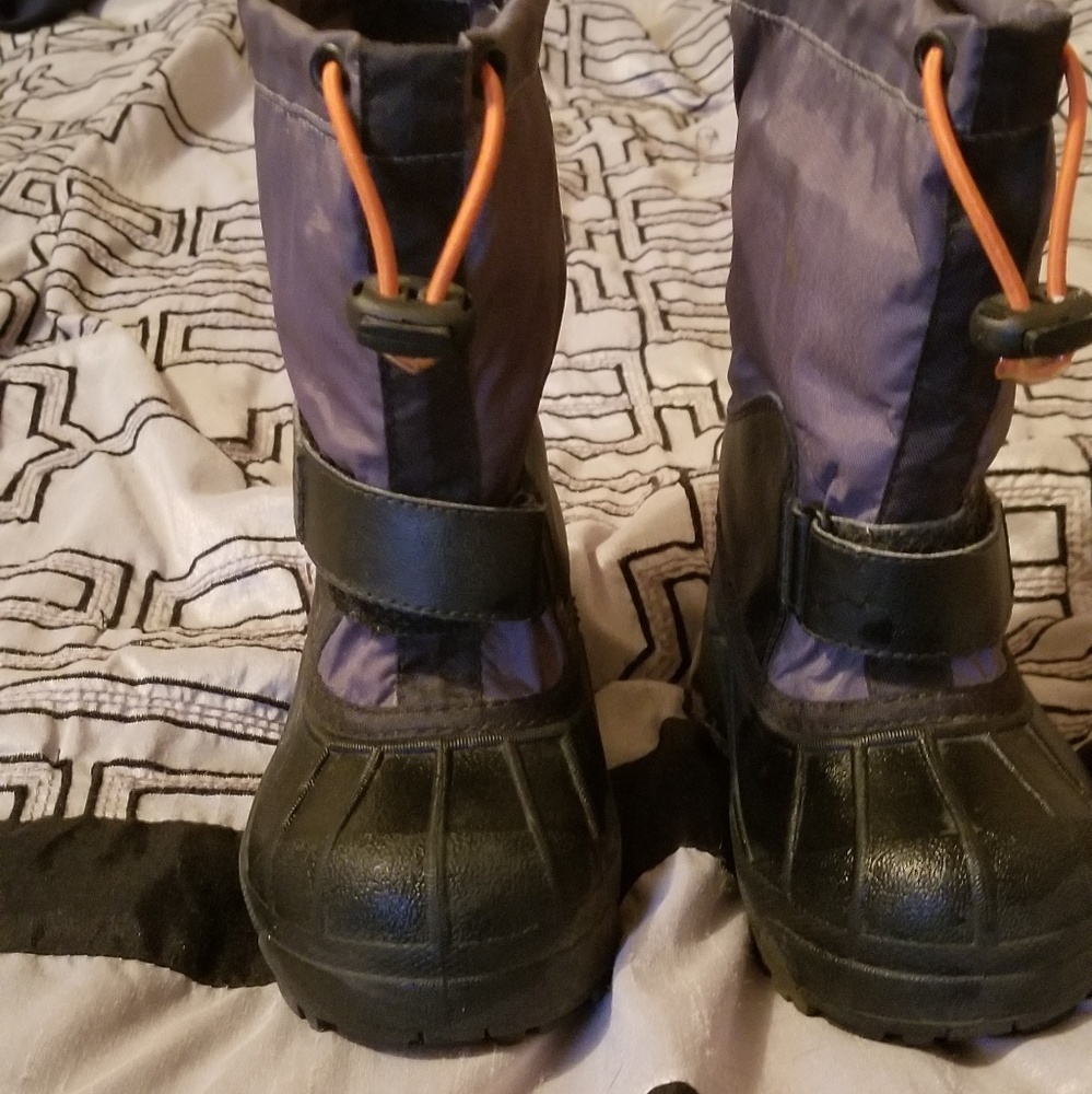 Children boots